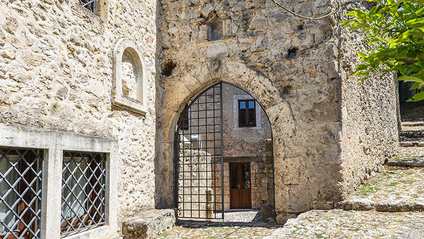 casa di san tommaso ingresso