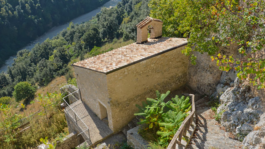 scalinata per l'eremo